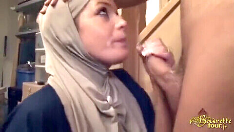 voyeur arab hijab burik besar