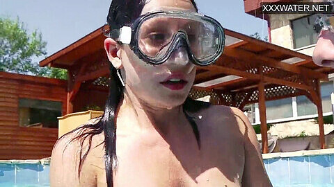 Diving Mask Blowjob, Aquashow Girl Drowning - Videosection.com