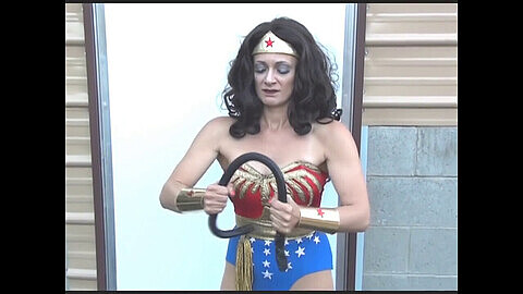 Sexy Wonder Woman Leather - wonder woman limp Popular Videos - VideoSection