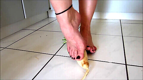 Crush Barefoot - Goldfish Crushing, Feet Crush Crawdad - Videosection.com